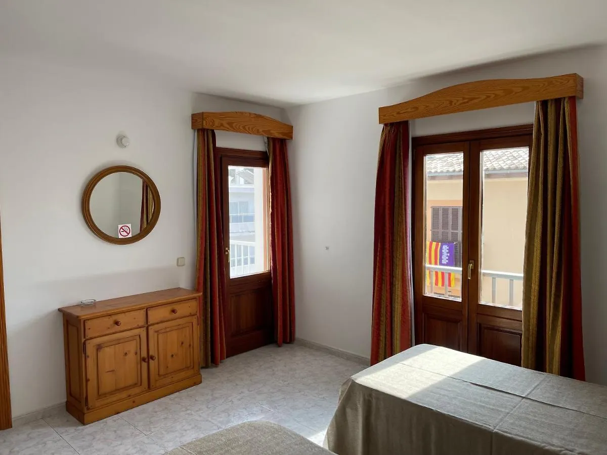 Hostal Can Gallu Cala Ratjada  Guest house Cala Ratjada (Mallorca)