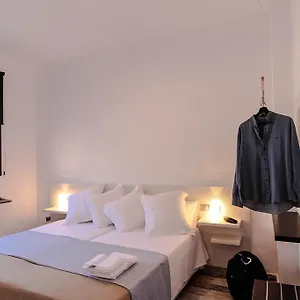 the-8-rooms-house.es-andalucia.com/